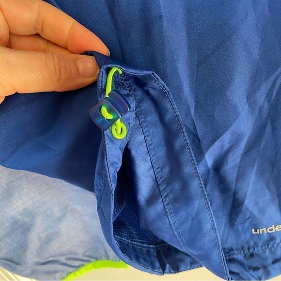 Under Armour Qualifier Active Jacket Neon Reflective Hooded Semi-fitted Medium - Picture 6 of 7